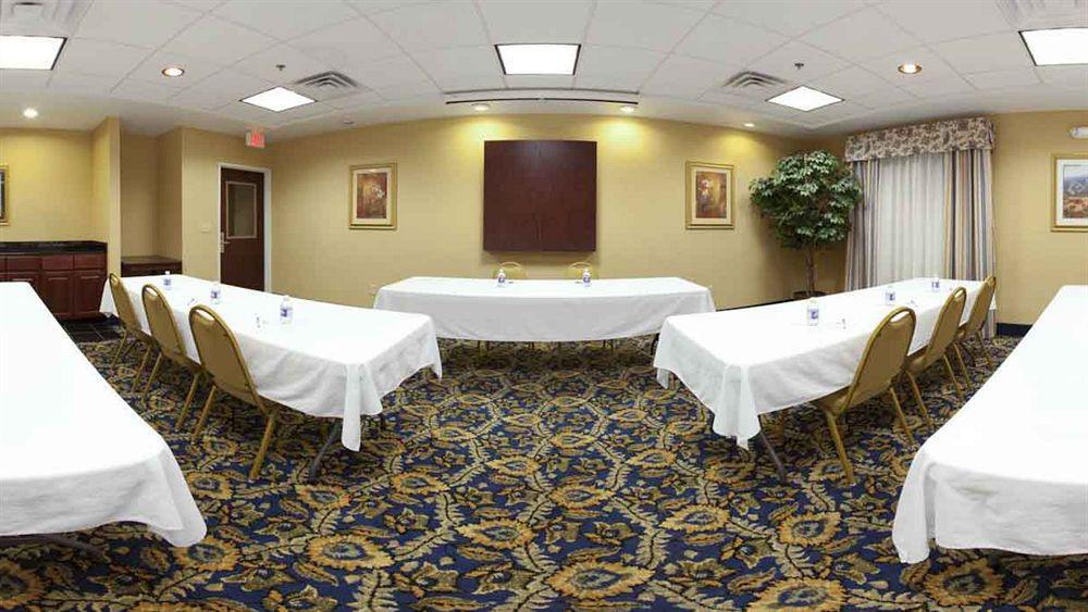 Holiday Inn Express Hotel & Suites Cleveland-Richfield By Ihg Brecksville Eksteriør billede