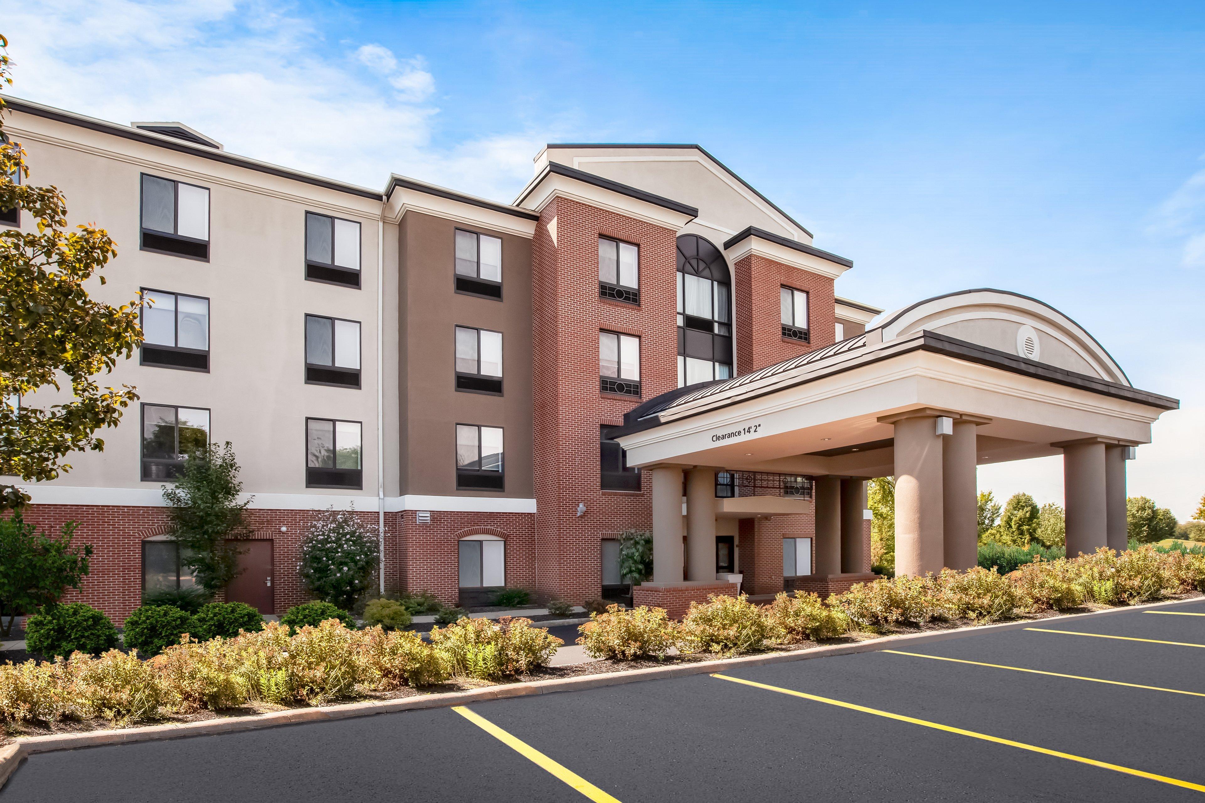 Holiday Inn Express Hotel & Suites Cleveland-Richfield By Ihg Brecksville Eksteriør billede