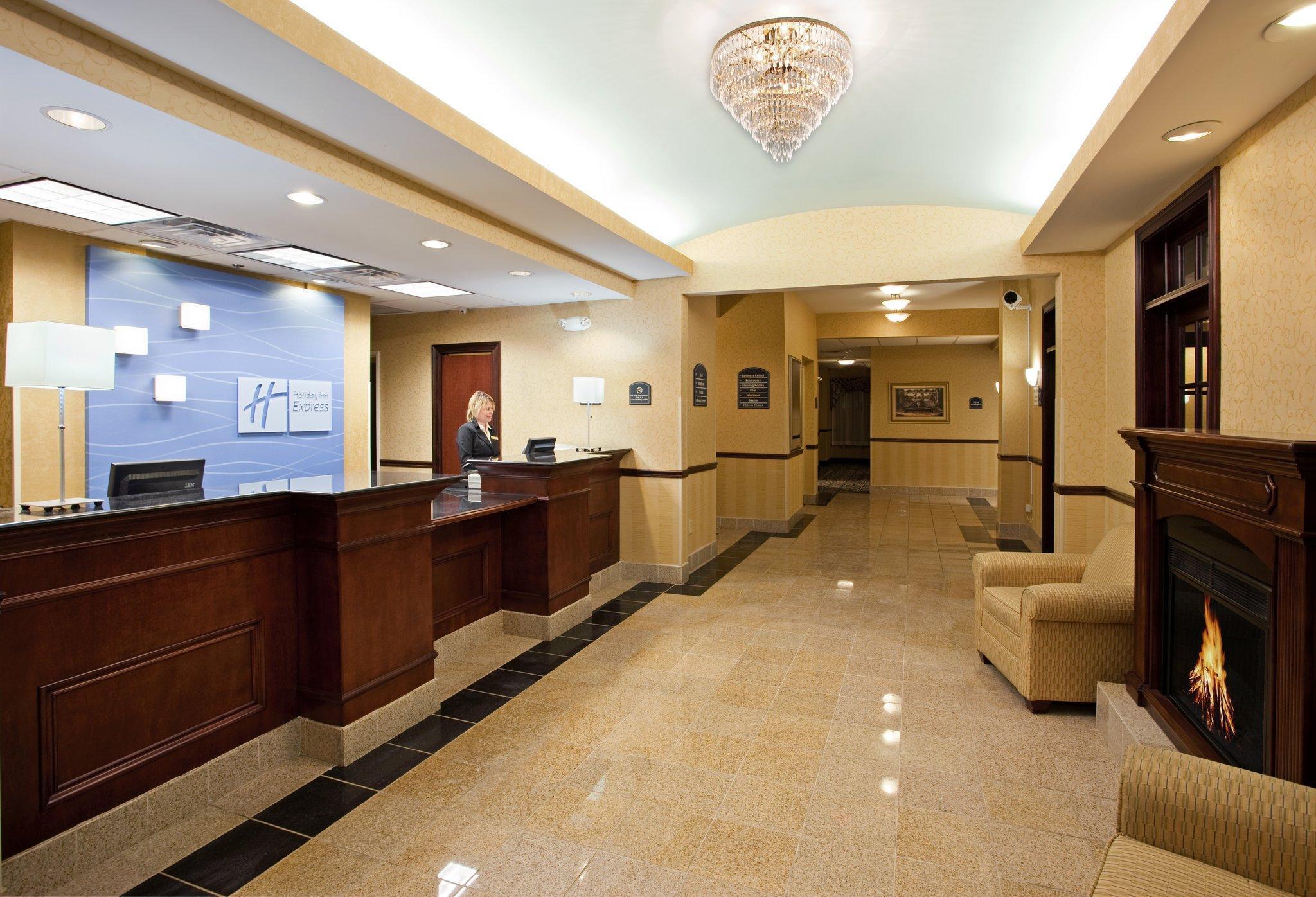 Holiday Inn Express Hotel & Suites Cleveland-Richfield By Ihg Brecksville Eksteriør billede