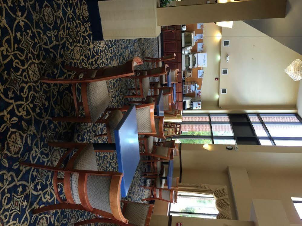 Holiday Inn Express Hotel & Suites Cleveland-Richfield By Ihg Brecksville Eksteriør billede